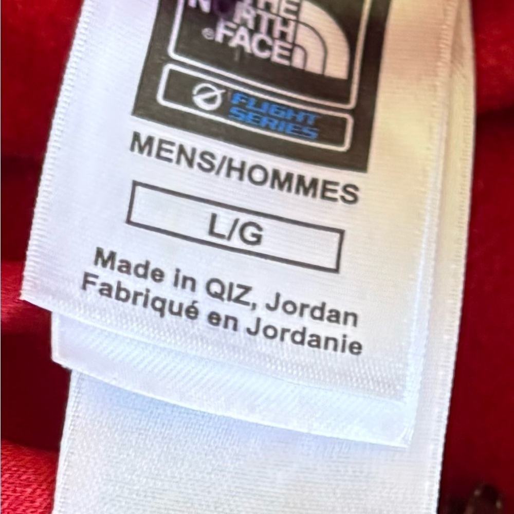 The North Face Men’s 1/4 Zip Fleece Pocket Pullover - Picture 9 of 11